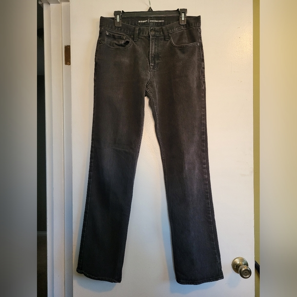 Old Navy Straight Stretch Jeans in Black - Picture 1 of 5